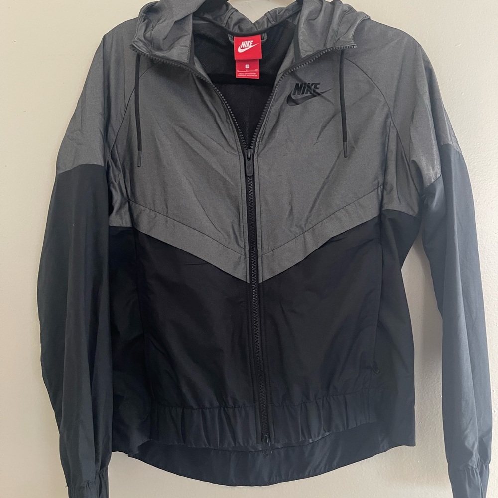 Women Nike Gray and Black Windbreaker Running Jacket